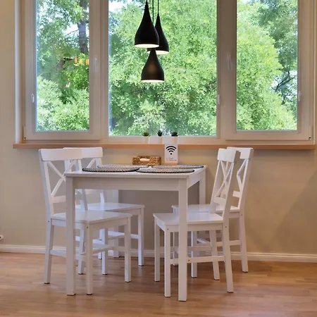 Audrey By Sofiaspot - Central, Metro To Airport Apartman