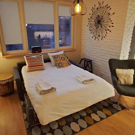 Audrey By Sofiaspot - Central, Metro To Airport * ソフィア