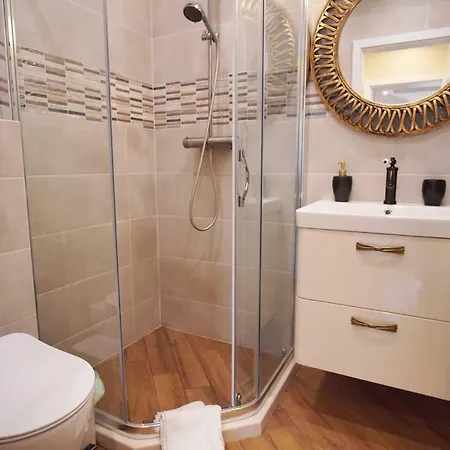 Audrey By Sofiaspot - Central, Metro To Airport アパート *